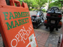 Scenes from the Freshfarm Market in Crystal City