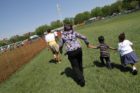 Students from Glebe Elementary School arrive at the 2011 White House Easter Egg Roll