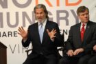 Jeff Bridges, Gov. McDonnell visit Barcroft Elementary School