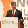 Jeff Bridges, Gov. McDonnell visit Barcroft Elementary School