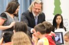 Jeff Bridges, Gov. McDonnell visit Barcroft Elementary School