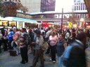 Crowded sidewalk outside Rosslyn Metro station (photo via Twitter user @jessicamdick)