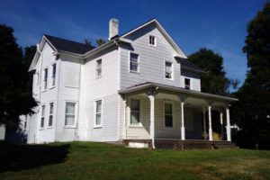 Reeves farmhouse (image courtesy Arlington County)