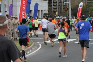 Marine Corps Marathon scenes in Pentagon City (photo by ARLnow.com)