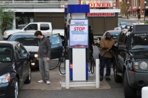 Cheap gas promotion on Columbia Pike