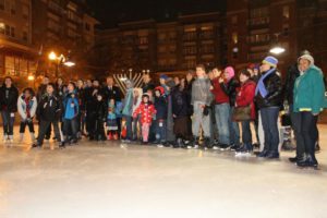 Chanukah on Ice 2012 at Pentagon Row