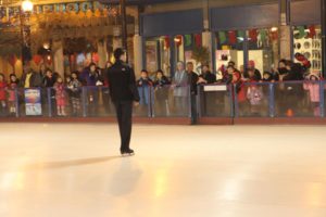 Chanukah on Ice 2012 at Pentagon Row