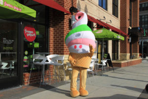 Menchie welcomes customers