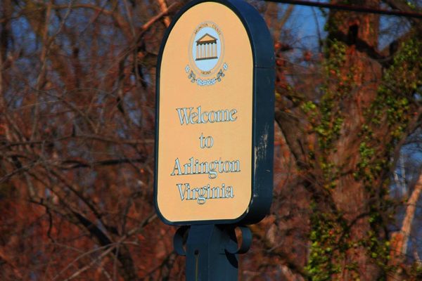 Welcome to Arlington sign (photo by Katie Pyzyk)