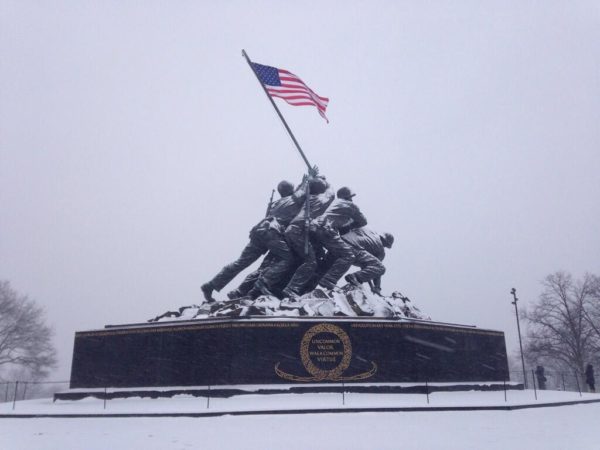 Snowy Iwo Jima Memorial (Photo courtesy @carmstrong07)