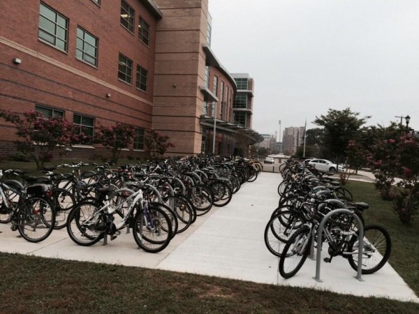 Student bike stand at Washington-Lee High School (photo courtesy @mikematyas)
