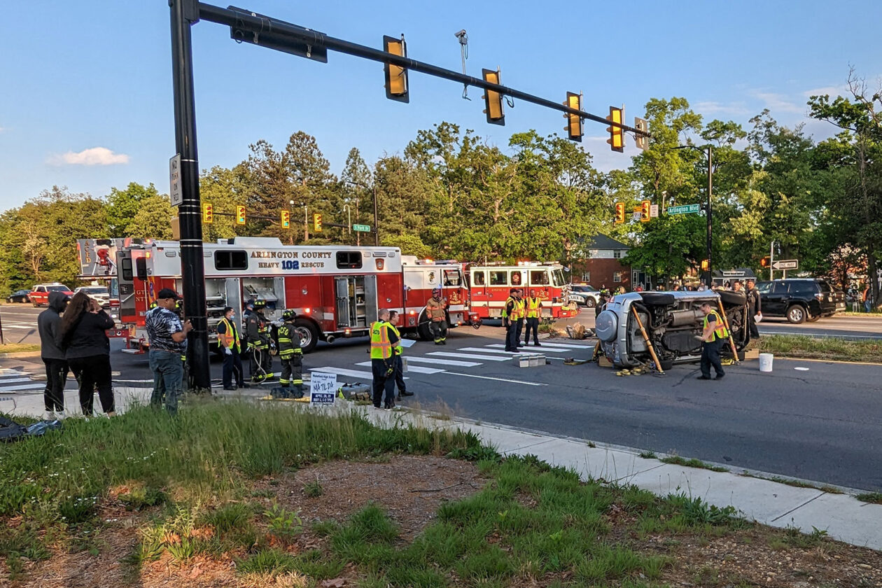 Rollover crash closes Route 50 during evening rush hour | ARLnow.com