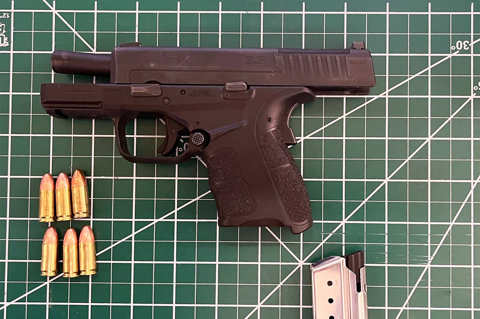 Maryland woman caught with loaded gun at Reagan National Airport ...