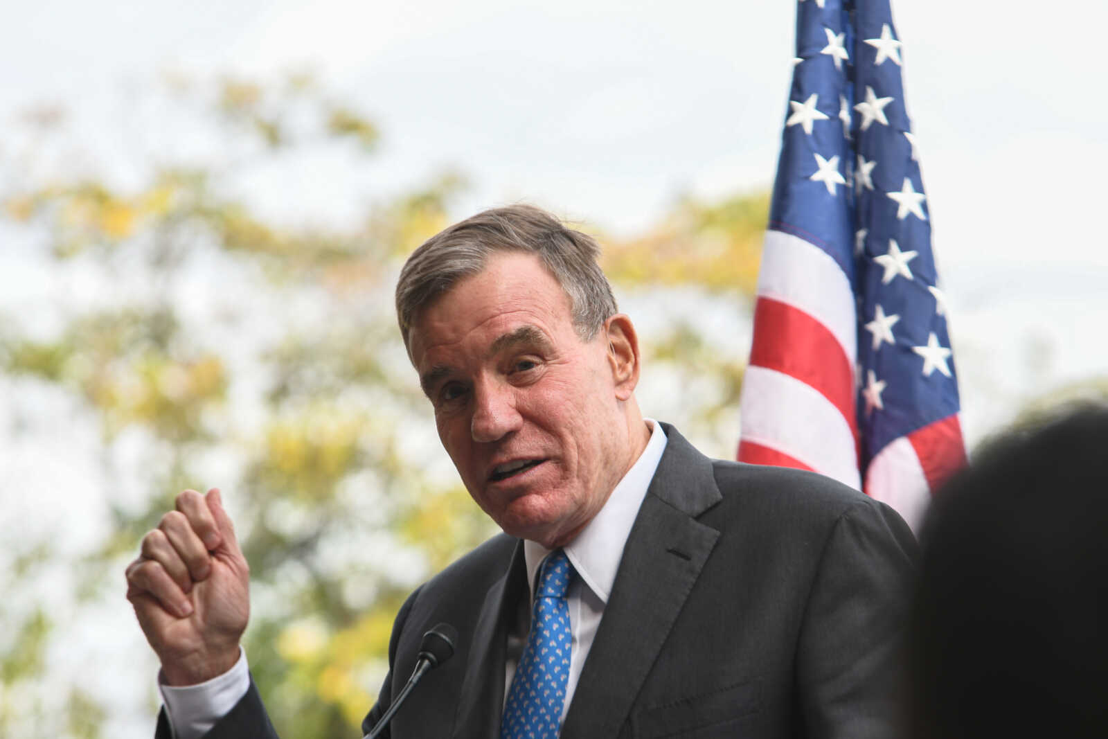 Sen. Warner targets data centers' energy usage, economic impacts of AI in new bills