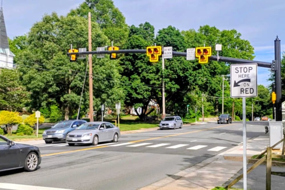 A HAWK pedestrian signal on E. Broad Street near E. Fairfax Street (staff photo by Scott McCaffrey) | ARLnow