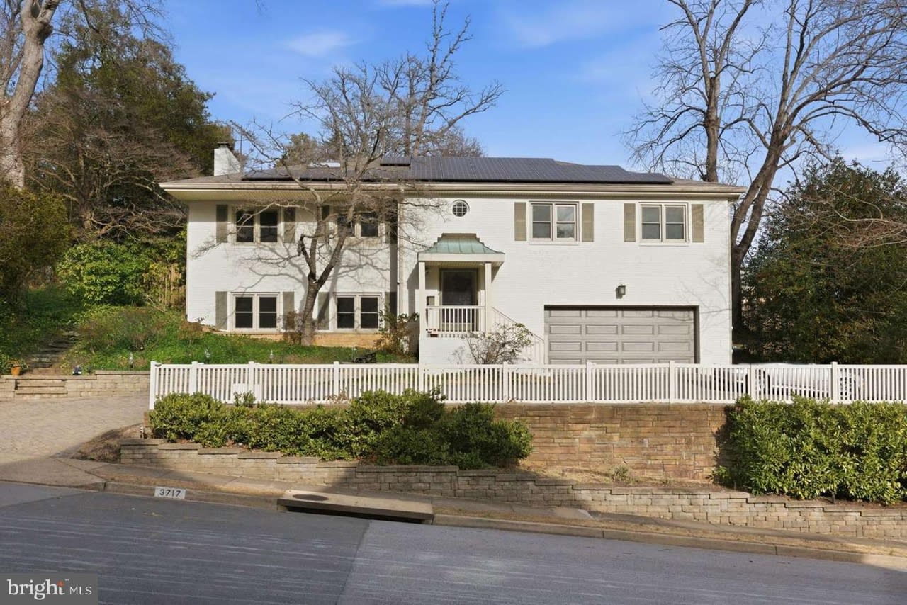 Image from Just Reduced Properties in Arlington: March 18, 2026