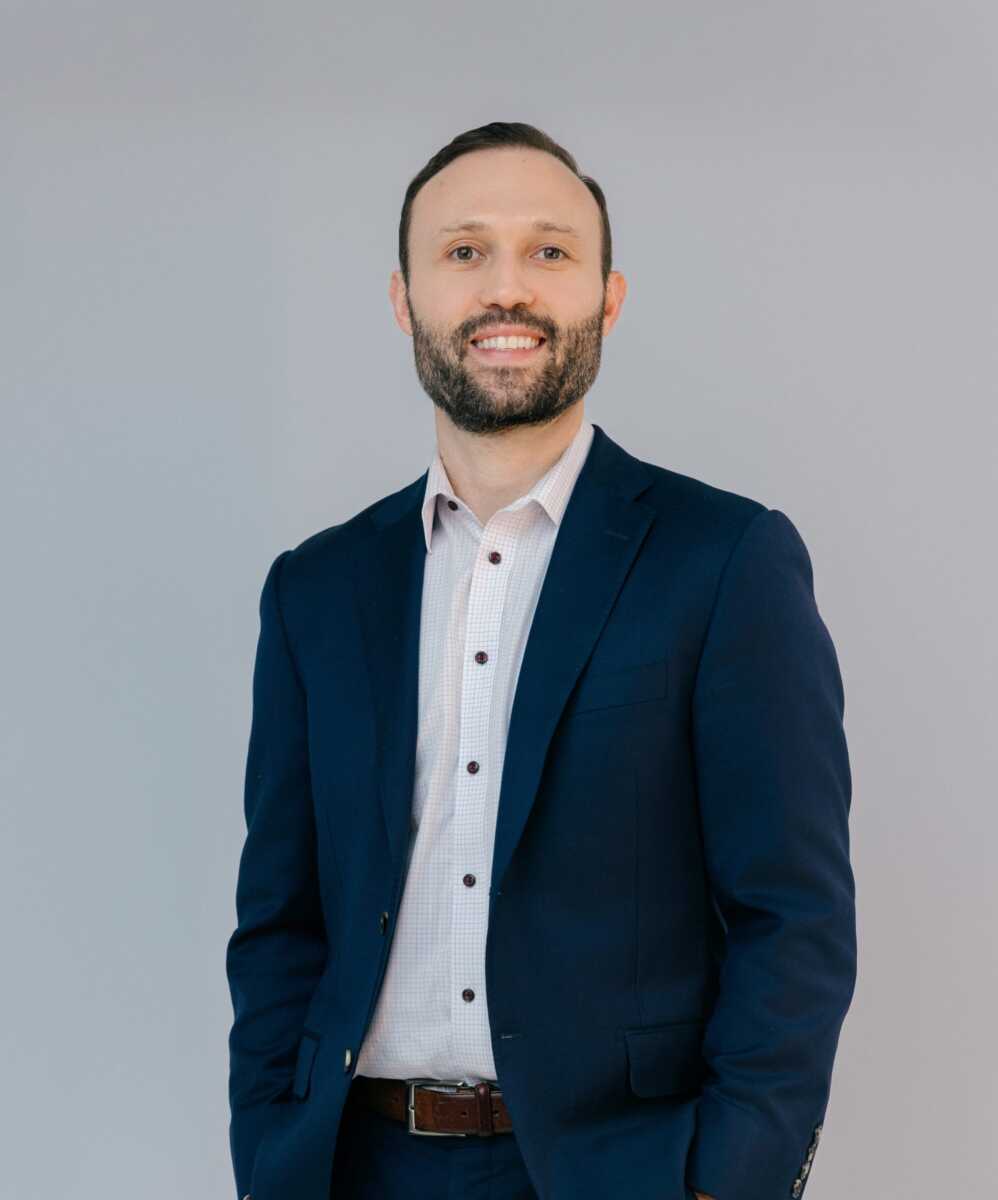 Eli Tucker - Author Avatar