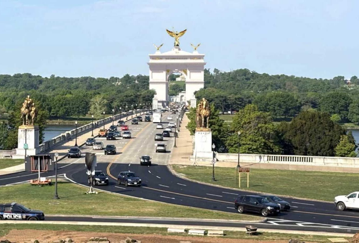 Trump's arch proposal raises traffic, pedestrian safety concerns for Arlington planning staff