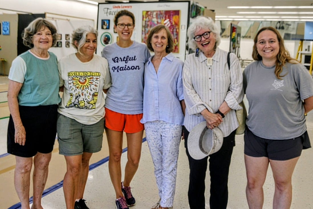Pop-up art gallery coming to shuttered Walgreens on Langston Blvd