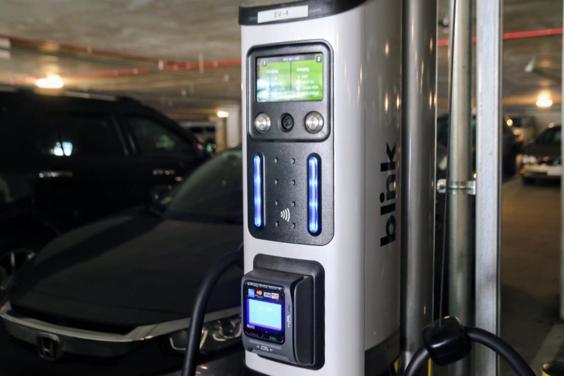 arlnow.com - Scott McCaffrey - Officials: Higher fees for charging electric vehicles will make program 'self-sustaining'