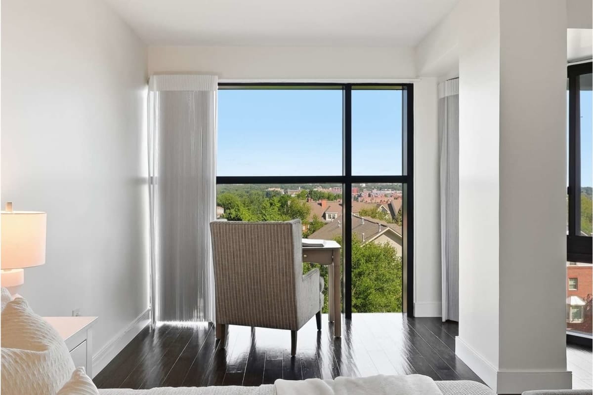 1530 Key Blvd #520