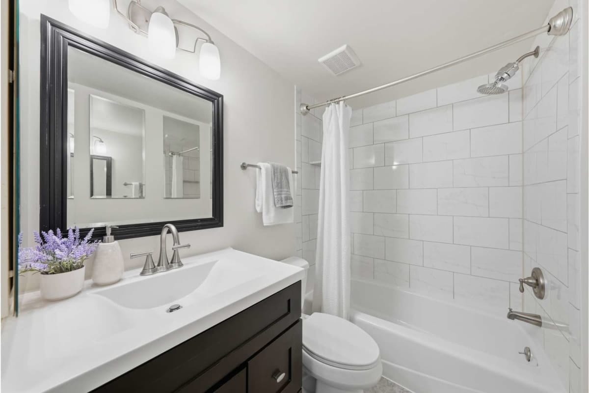 1530 Key Blvd #520