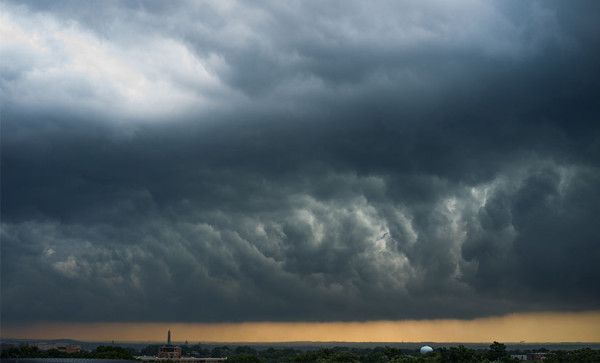 Ominous clouds over Arlington and the District (photo by Martin Humm)
